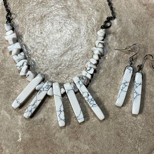 Stone necklace and earring set